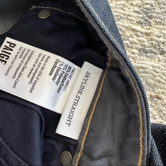 Paige premium denim skyline straight model - Picture 3 of 3